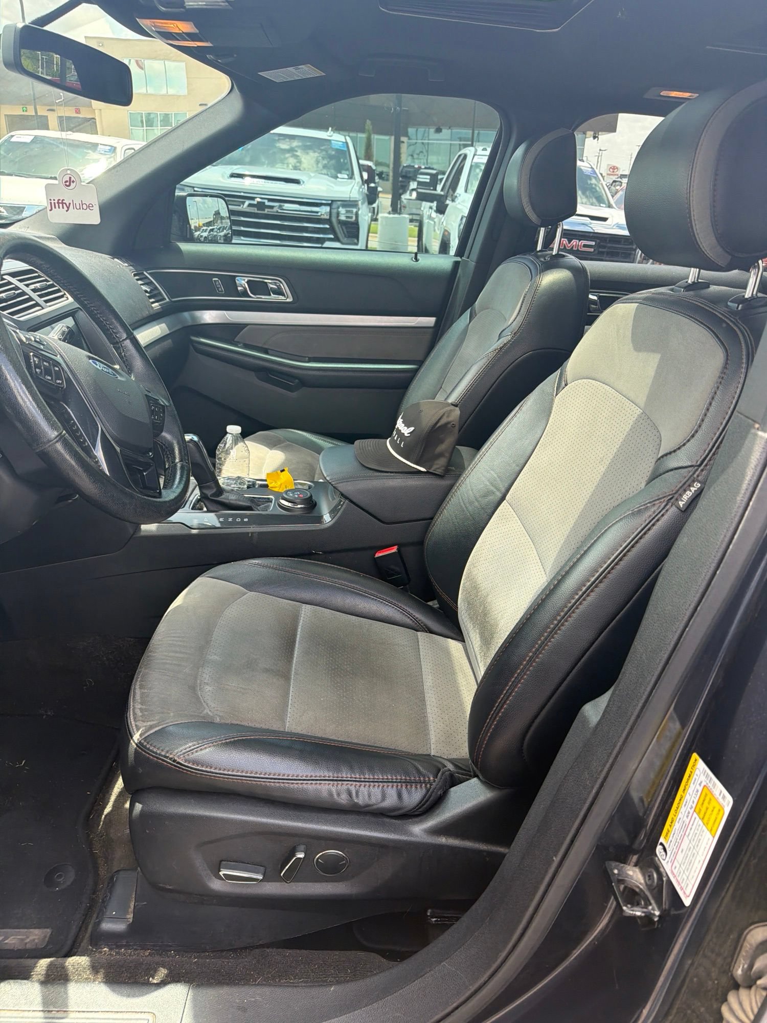Certified 2017 Ford Explorer XLT w/ Equipment Group 202A AWD/4WD image 11