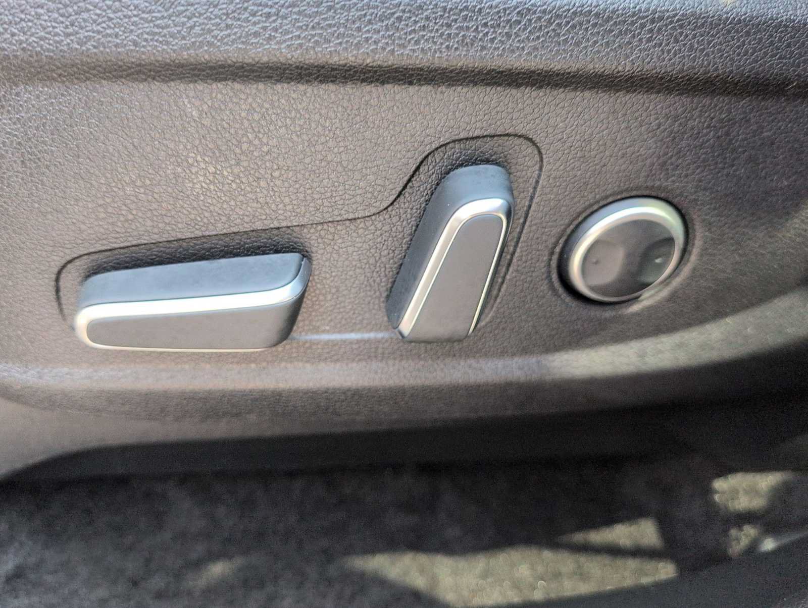 Used 2025 Hyundai Palisade SEL AWD/4WD image 17