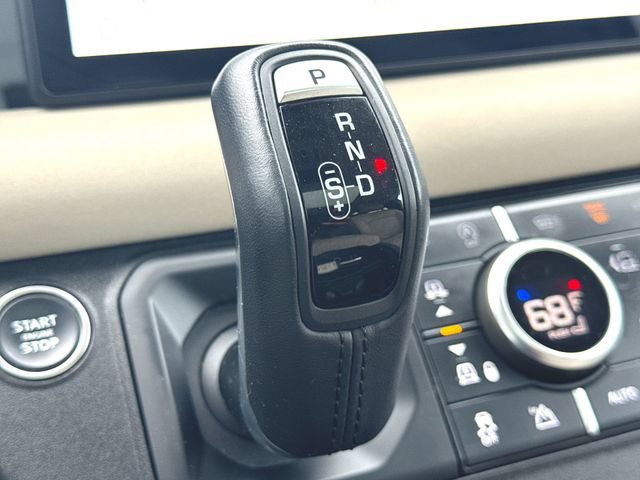 Used 2023 Land Rover Defender 90 SE AWD/4WD image 16