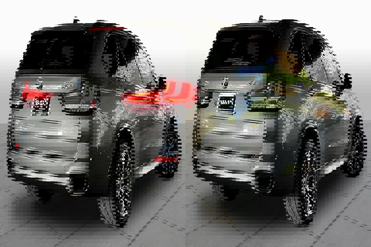 Used 2017 BMW X5 xDrive50i image 12