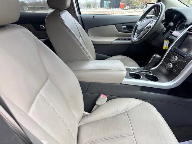 Used 2012 Ford Edge SEL image 36