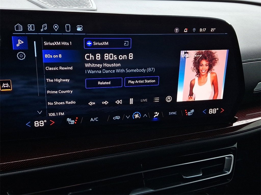 Used 2024 Chevrolet Traverse Z71 w/ Enhanced Driving Package image 16