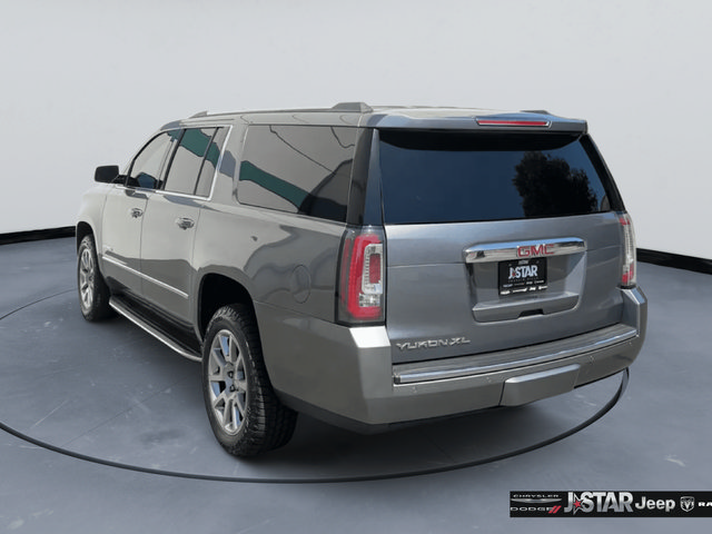 Used 2020 GMC Yukon XL Denali RWD image 7