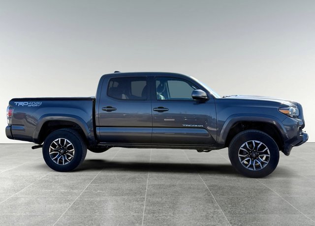 Used 2023 Toyota Tacoma TRD Sport w/ Technology Package image 6