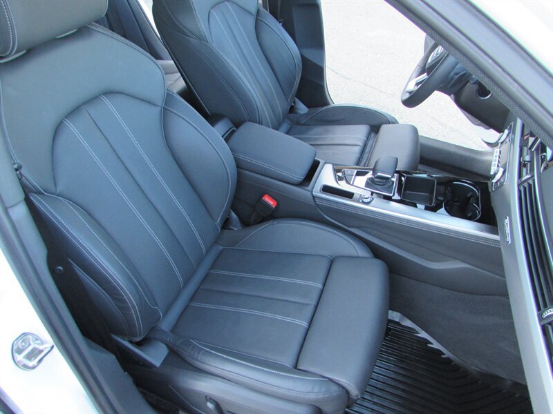 Used 2023 Audi A4 2.0T Premium Plus AWD/4WD image 29