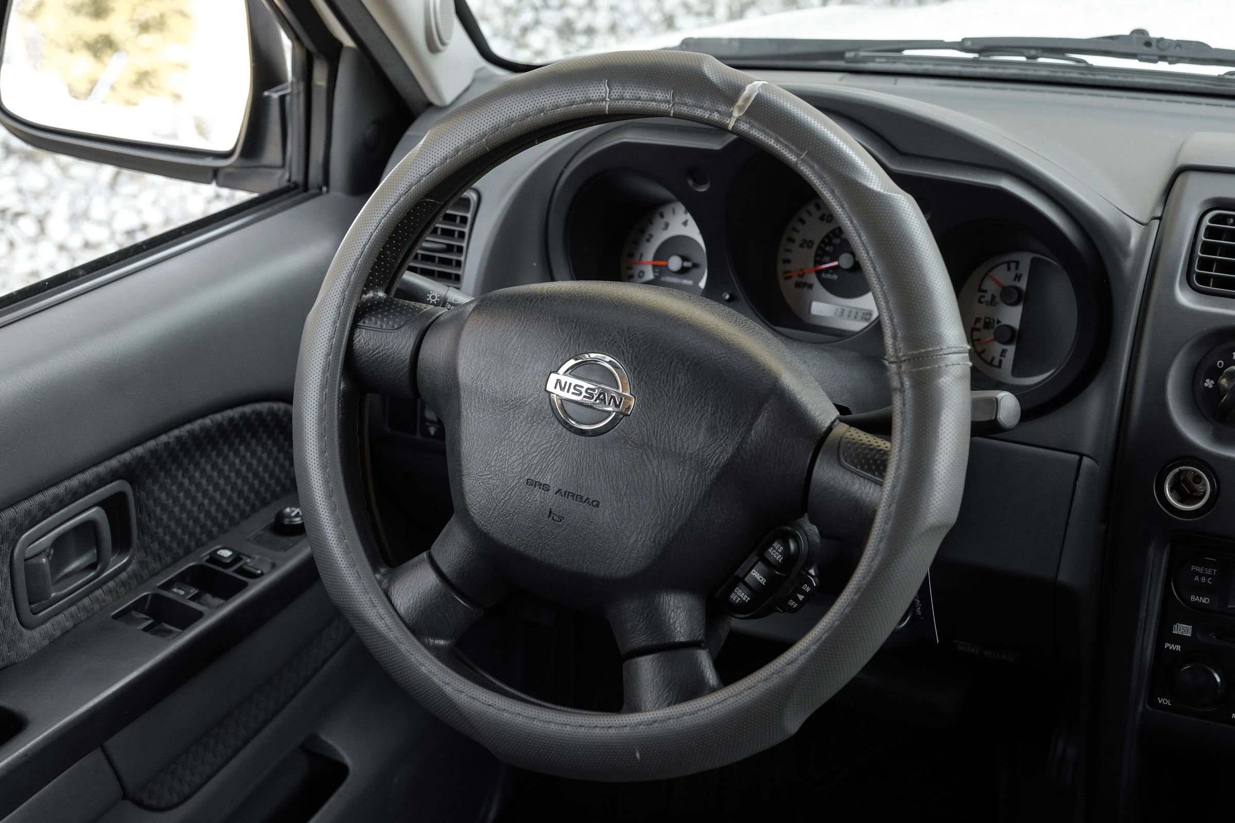 Used 2004 Nissan Xterra XE RWD image 19