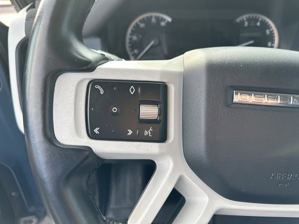 Used 2023 Land Rover Defender 110 S image 11