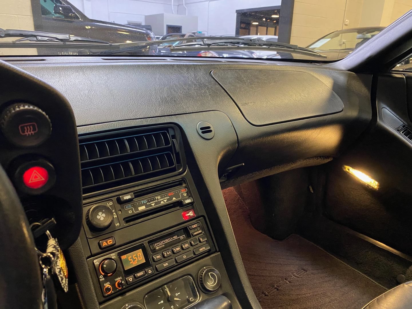 Used 1994 Porsche 928 GTS RWD image 32
