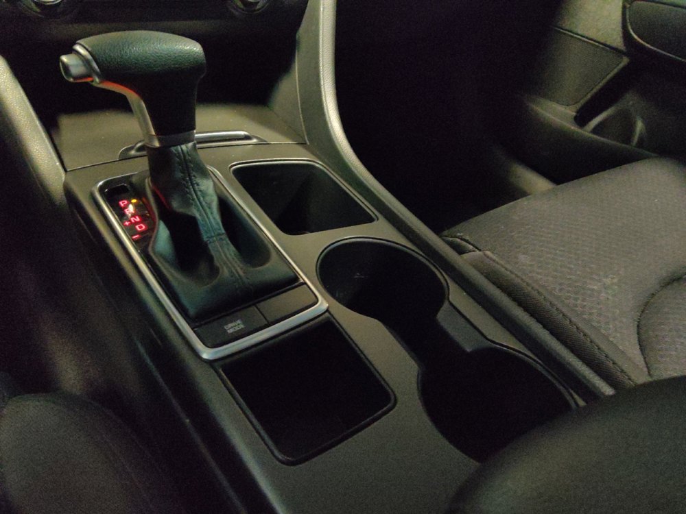 Used 2018 Kia Optima LX image 26