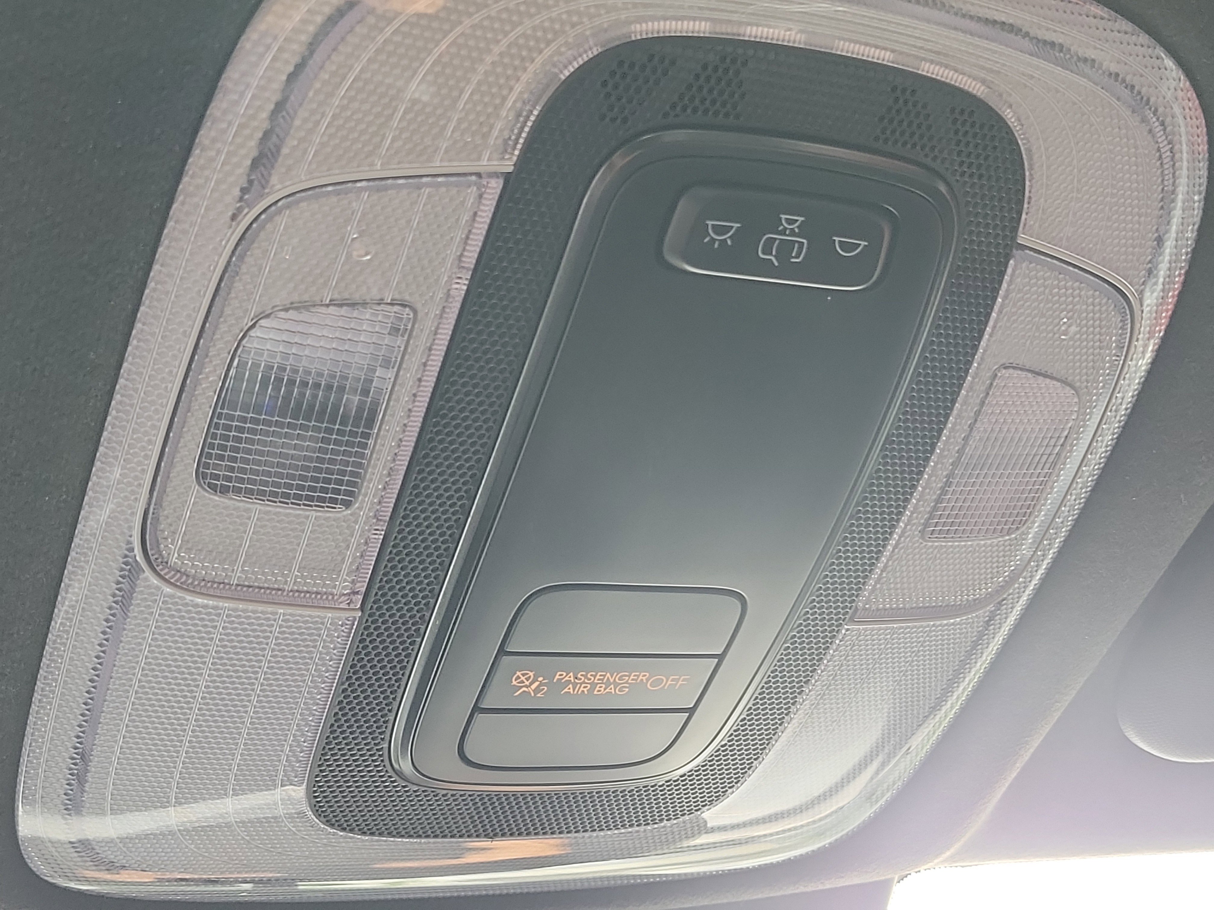 Certified 2025 Hyundai Elantra Sport image 18