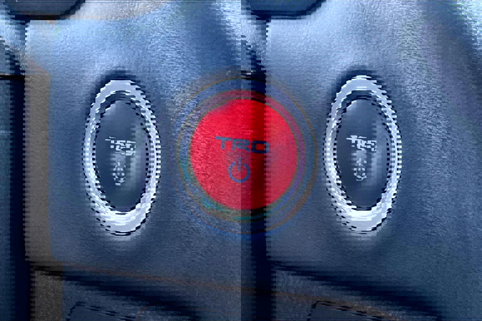 Used 2024 Toyota Tundra Platinum w/ TRD Off-Road Package image 34