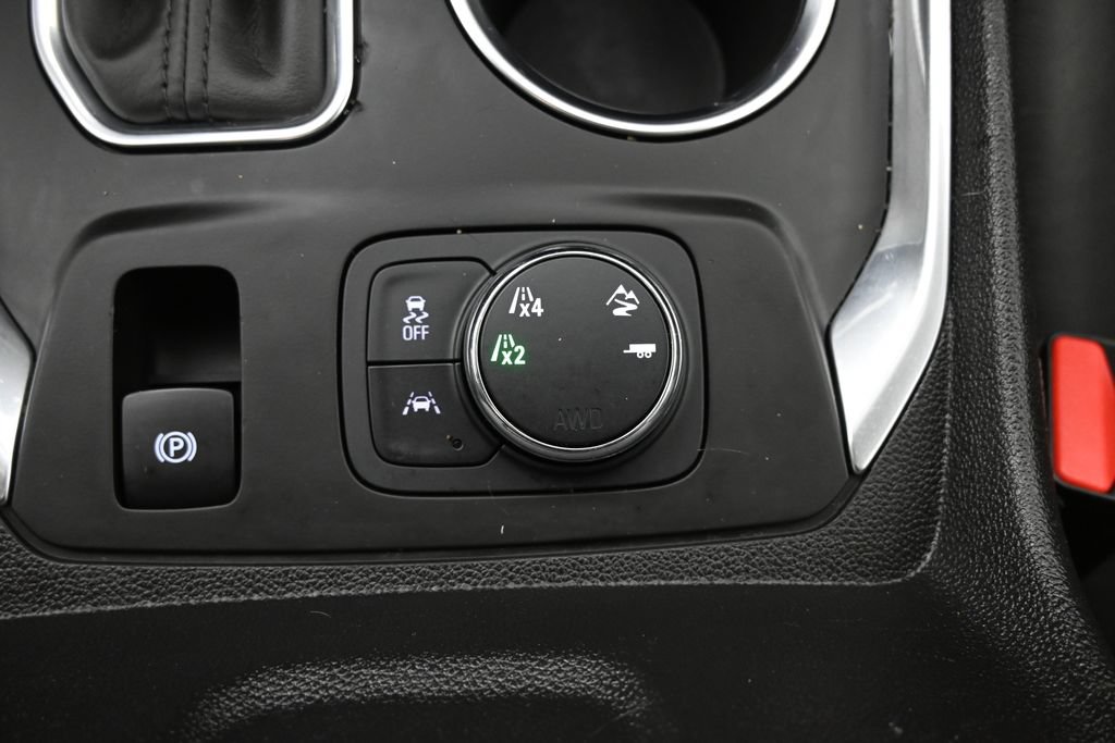 Used 2019 Chevrolet Traverse Premier w/ Redline Edition AWD/4WD image 35