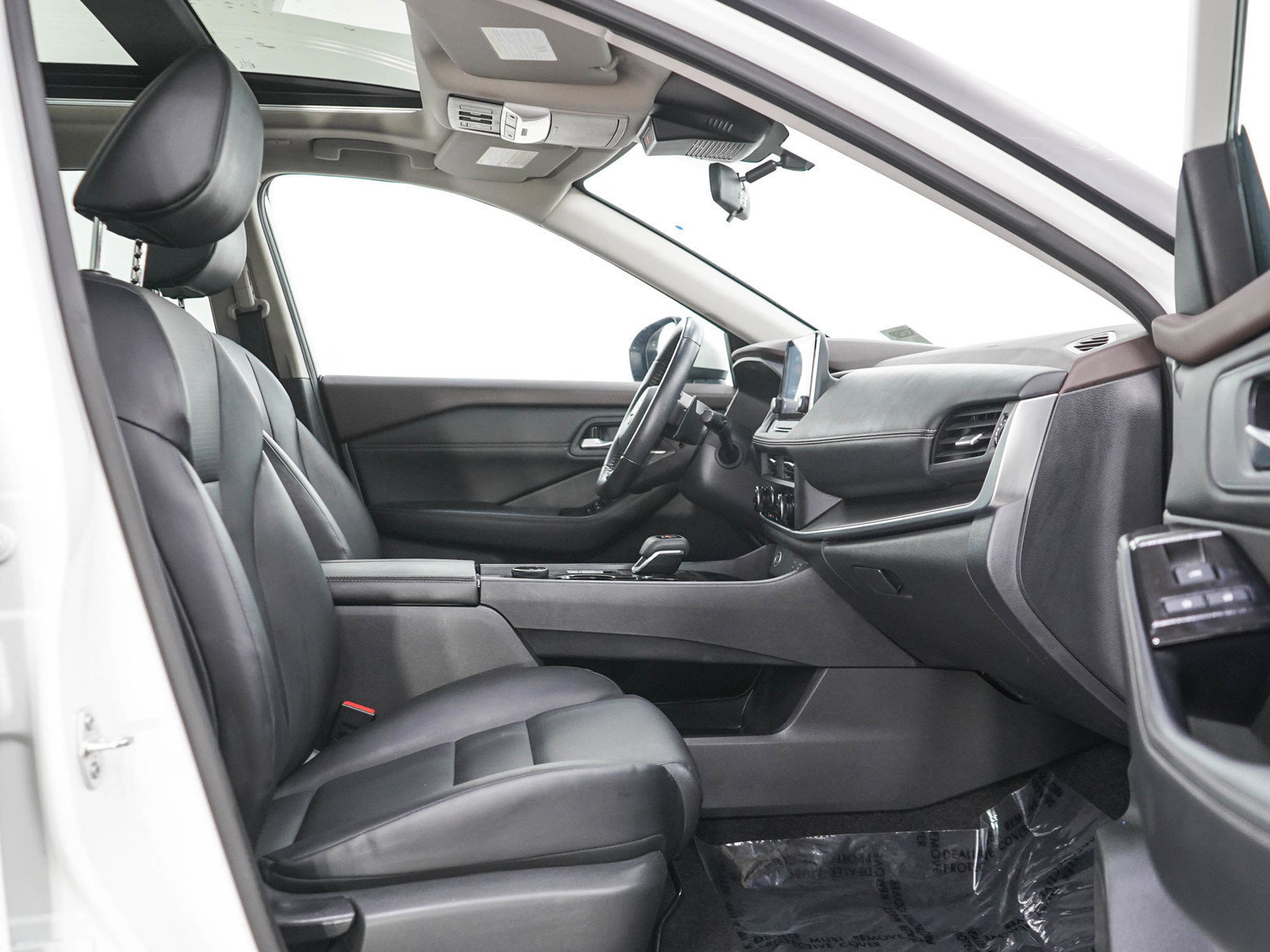 Used 2023 Nissan Rogue SV w/ SV Premium B Package AWD/4WD image 11