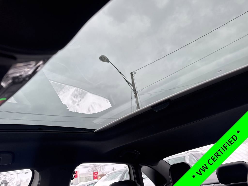 Certified 2020 Volkswagen Jetta R-Line image 26