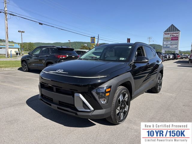 Used 2025 Hyundai Kona SEL AWD/4WD image 1