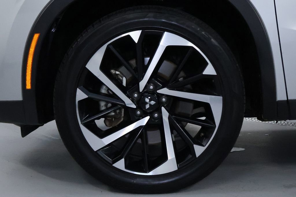 Used 2024 Mitsubishi Outlander SE Black Edition image 34