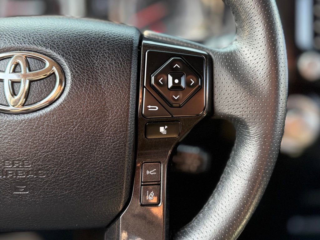 Used 2020 Toyota 4Runner Venture image 14