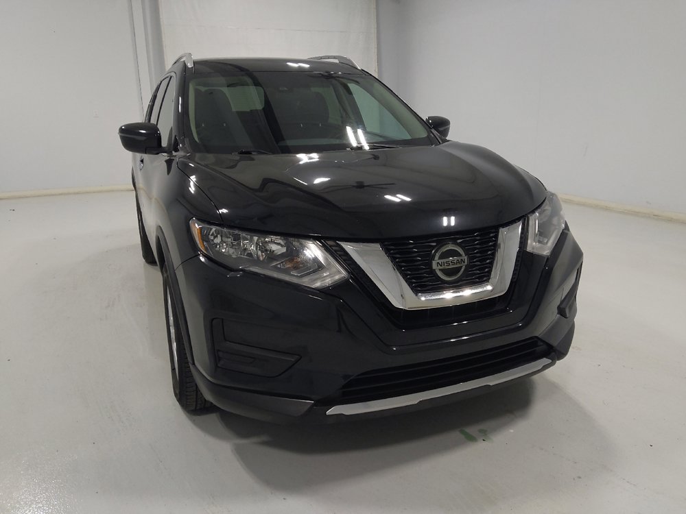 Used 2020 Nissan Rogue S w/ Special Edition Package image 14