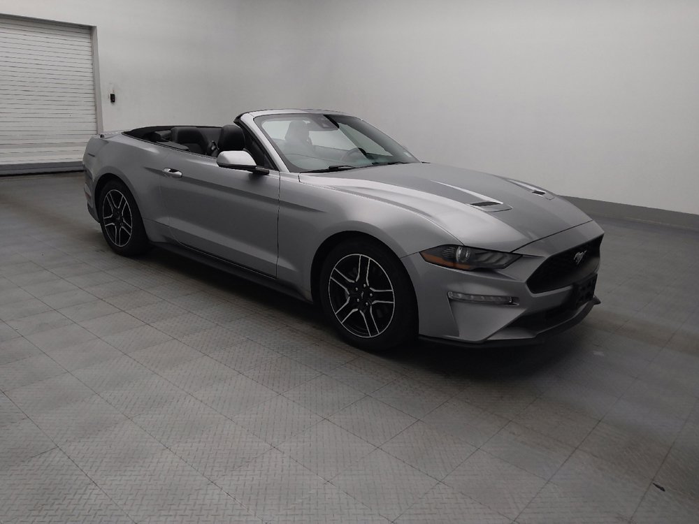 Used 2022 Ford Mustang Premium RWD image 11
