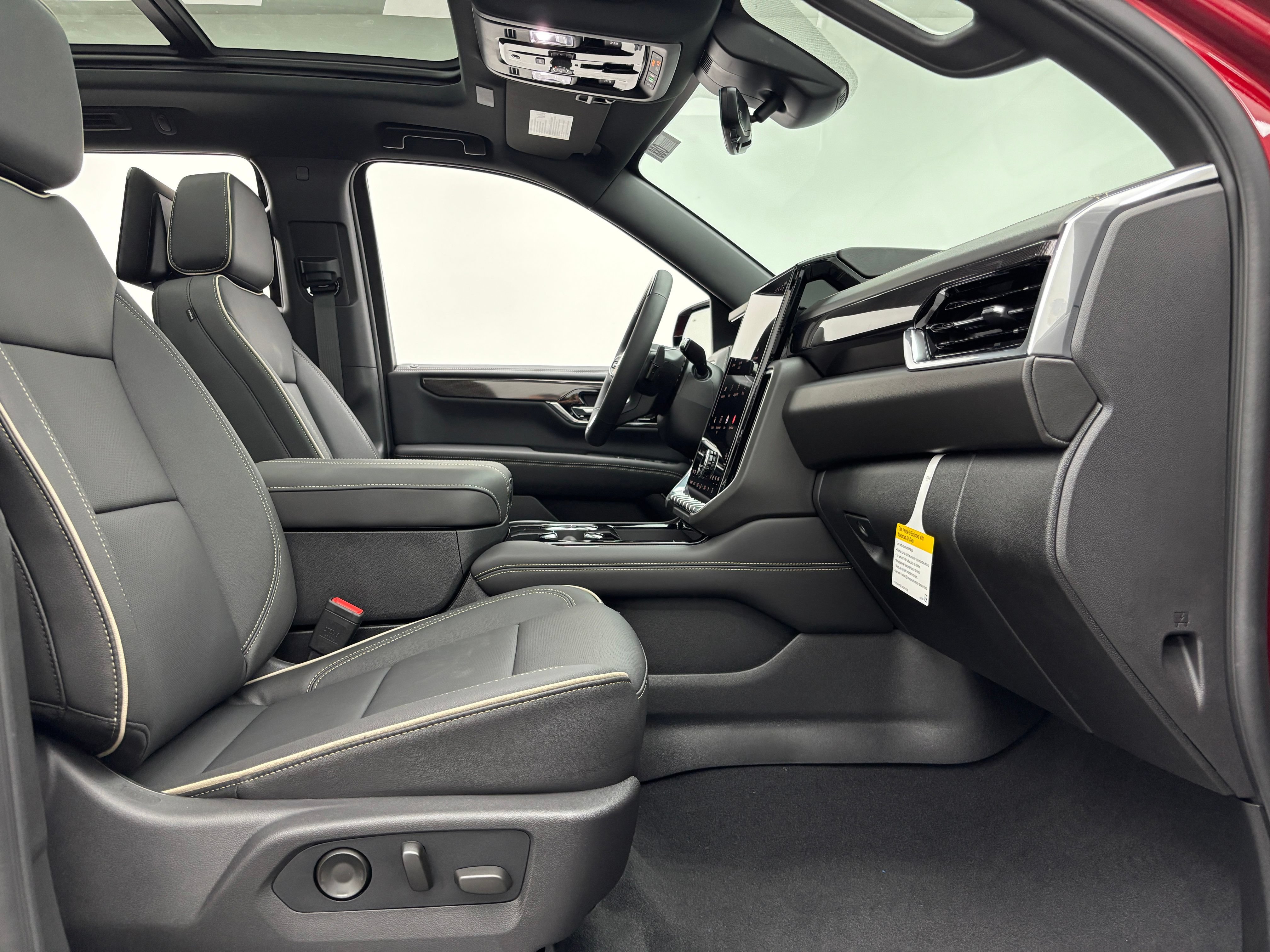 New 2026 GMC Yukon Elevation w/ Elevation Premium Package AWD/4WD image 40
