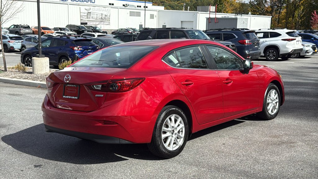 Used 2017 MAZDA MAZDA3 Sport w/ Preferred Equipment Package FWD image 4
