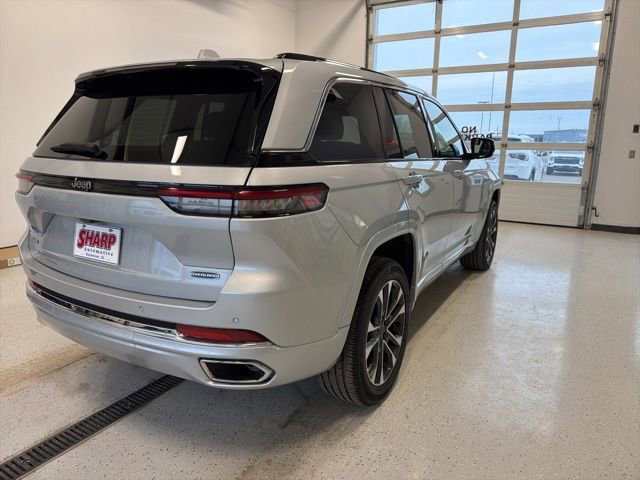 Used 2022 Jeep Grand Cherokee Overland AWD/4WD image 9