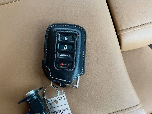 Used 2022 Lexus RX 350L Premium w/ Premium Package image 33