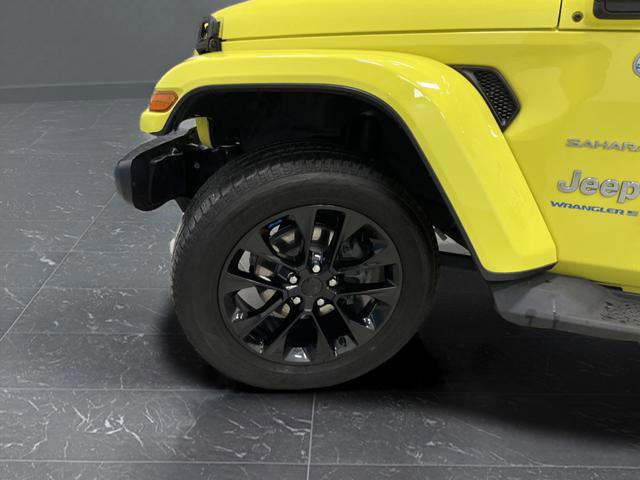 Used 2023 Jeep Wrangler Unlimited Sahara w/ Cold Weather Group image 36