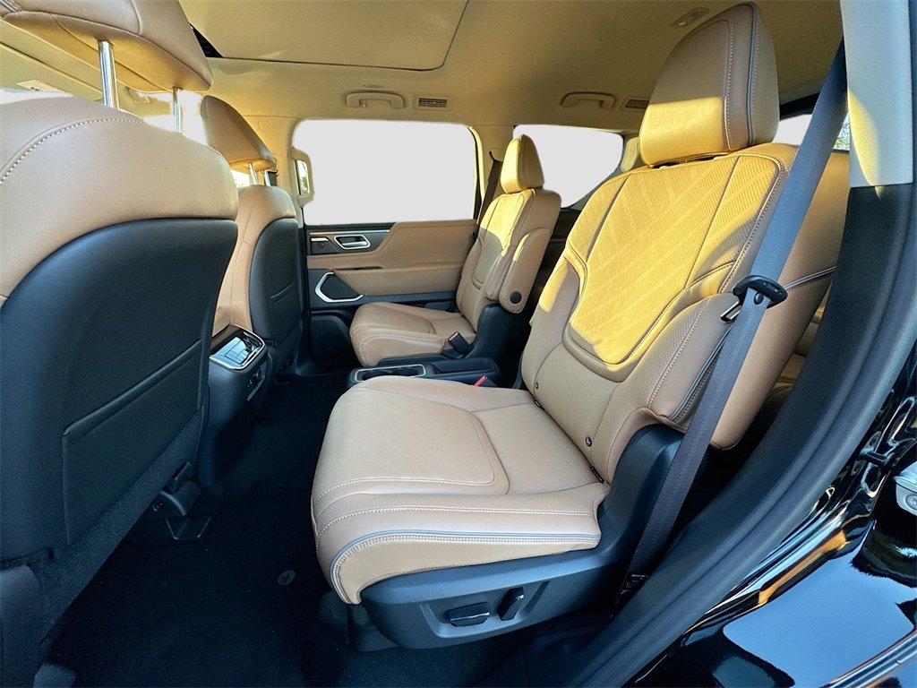 New 2026 INFINITI QX80 Luxe w/ Cargo Package image 26