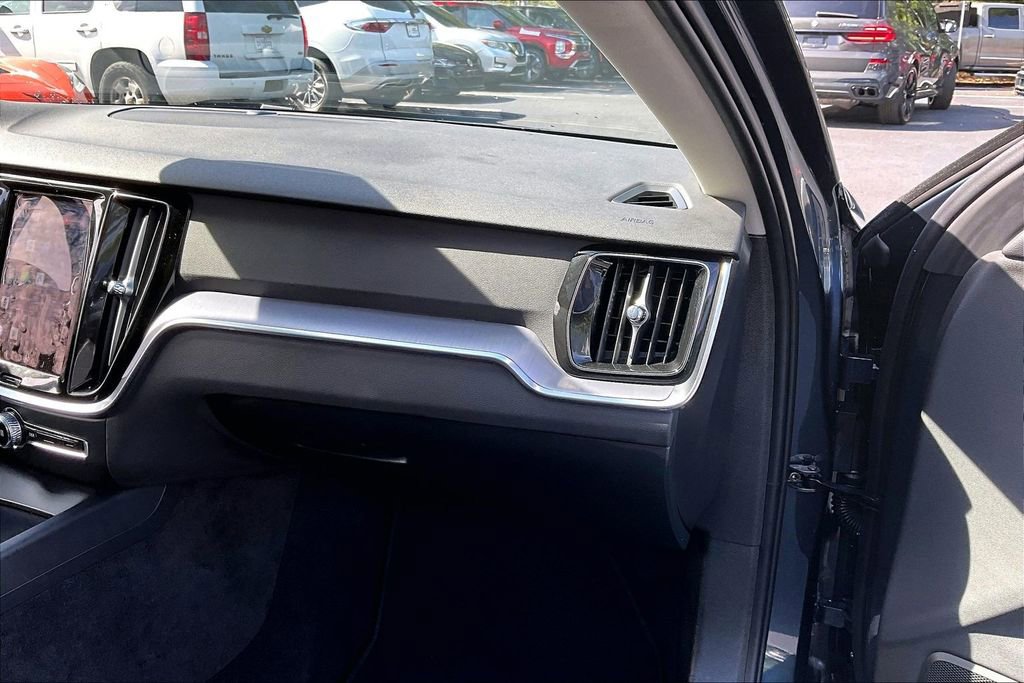 Used 2024 Volvo S60 B5 Core image 25