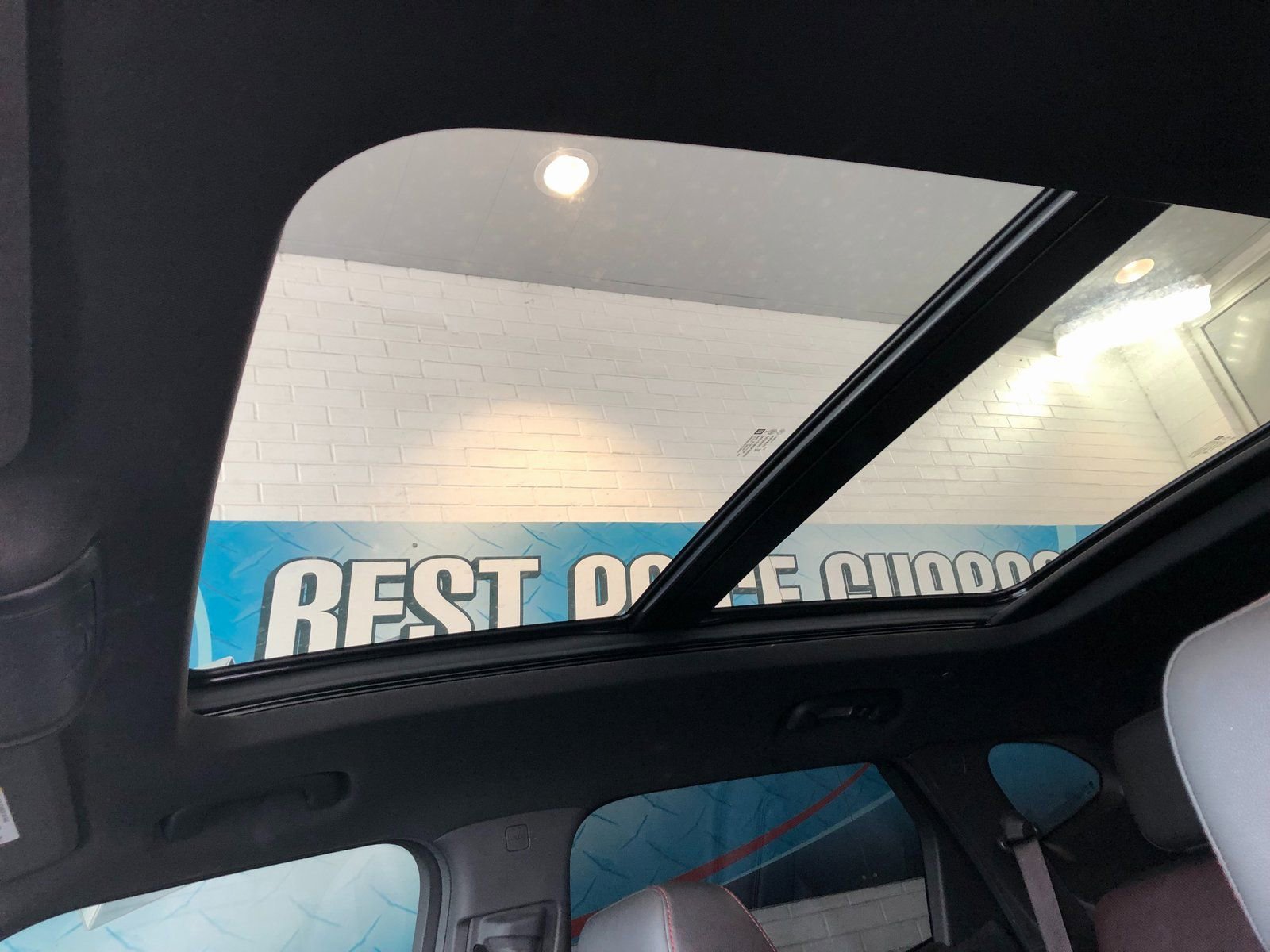 Certified 2022 Chevrolet Blazer RS w/ Enhanced Convenience Package image 23