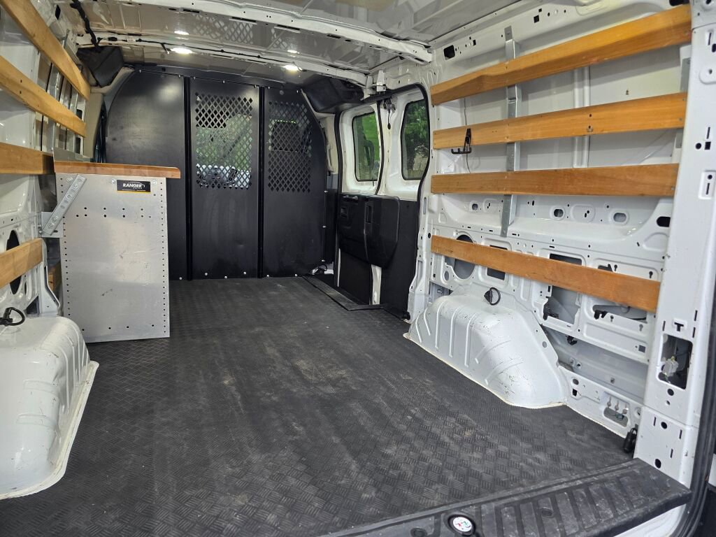 Used 2019 Ford Transit 250 130 Low Roof w/ Exterior Upgrade Package image 15