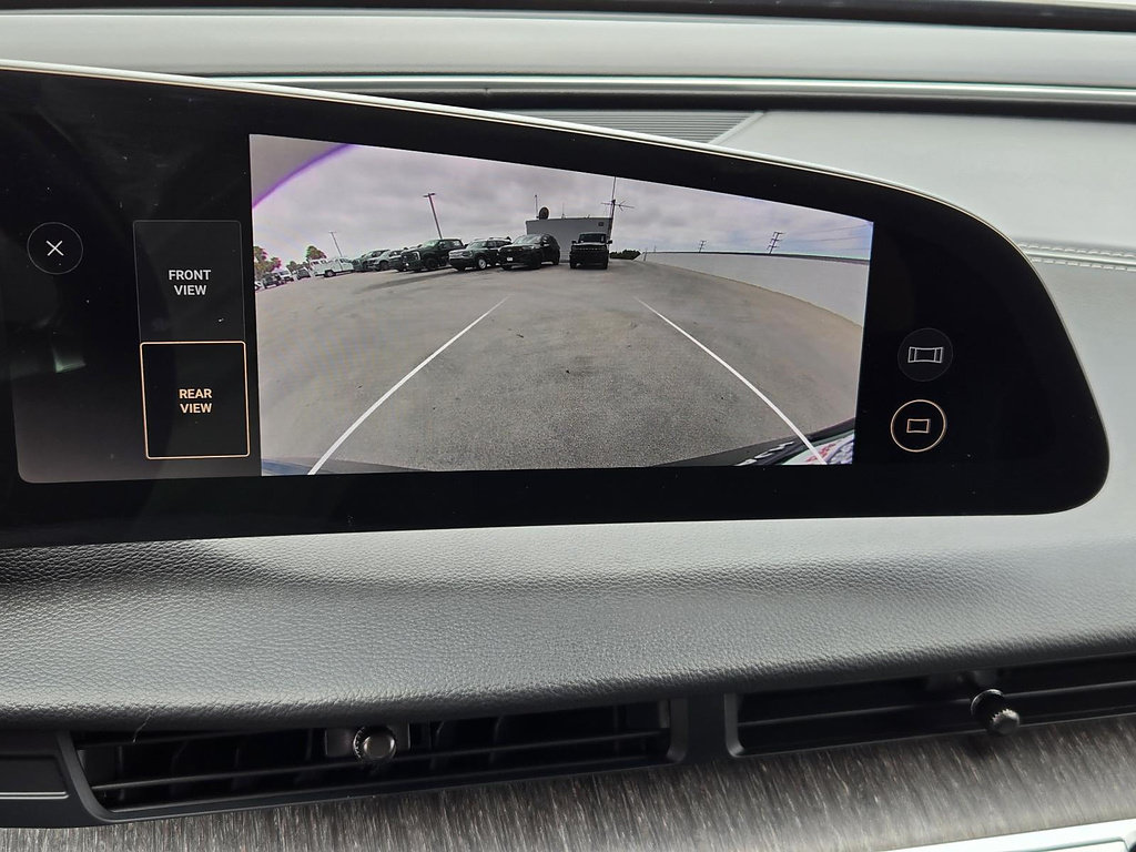 Used 2024 Lucid Air Touring AWD/4WD image 10