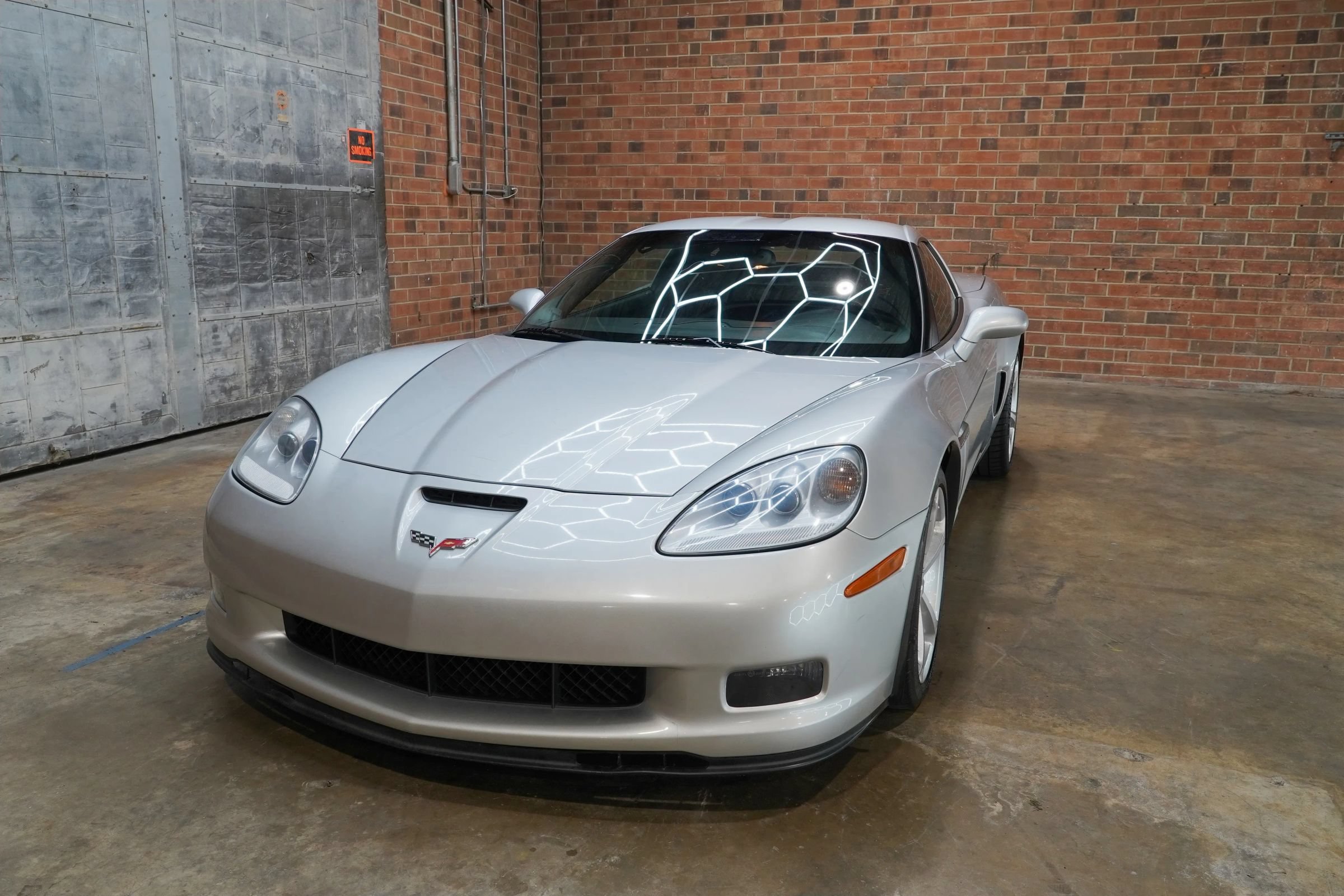 Used 2010 Chevrolet Corvette Grand Sport w/ Preferred Equipment Group RWD image 6