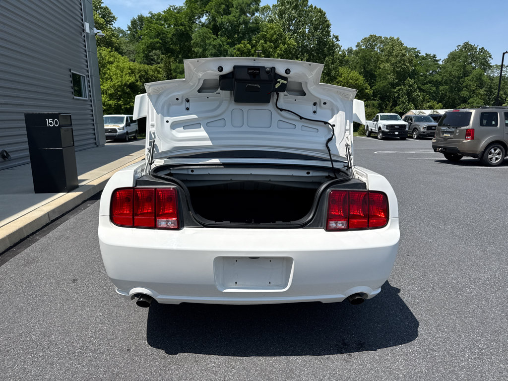 Used 2006 Ford Mustang GT Premium RWD image 13
