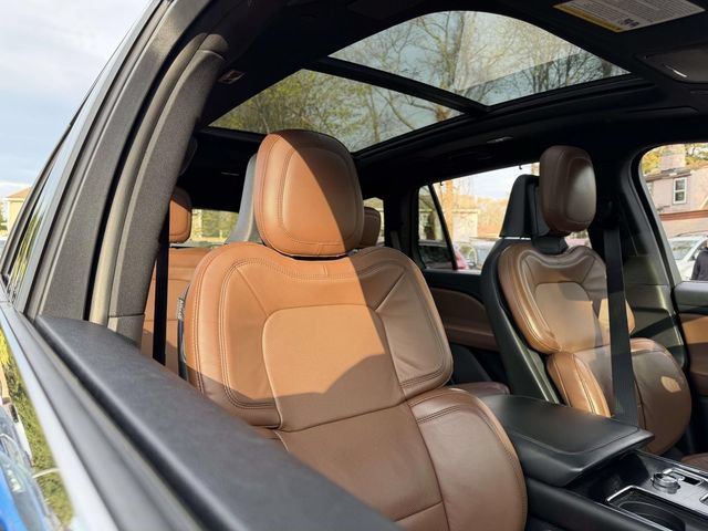 Used 2020 Lincoln Aviator Reserve w/ Equipment Group 202A AWD/4WD image 11