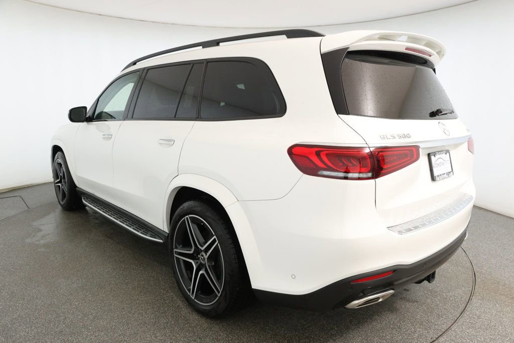 Used 2023 Mercedes-Benz GLS 580 4MATIC image 6