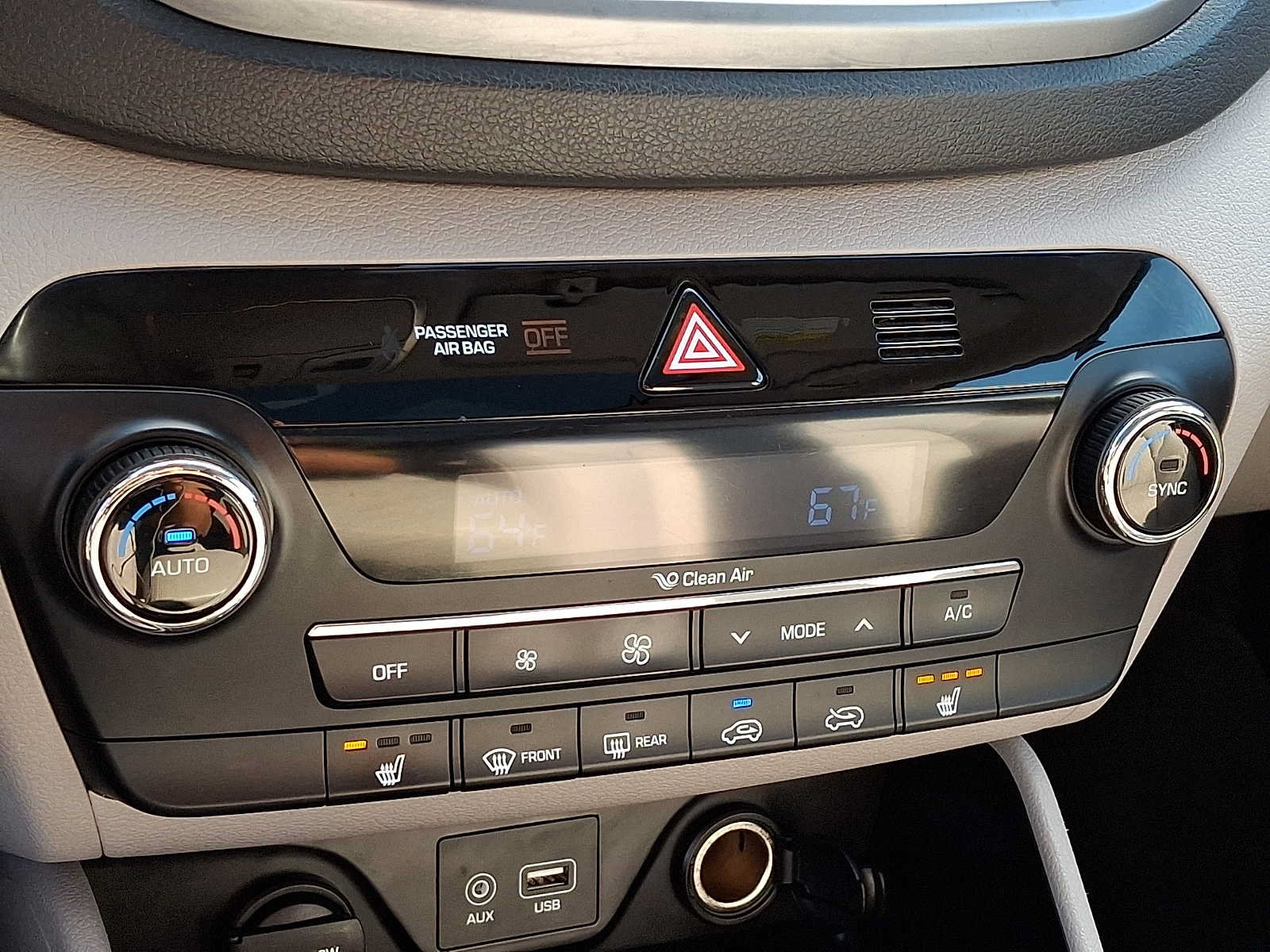 Used 2018 Hyundai Tucson Value AWD/4WD image 16