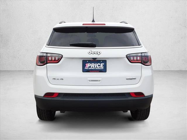 Used 2024 Jeep Compass Latitude AWD/4WD image 12