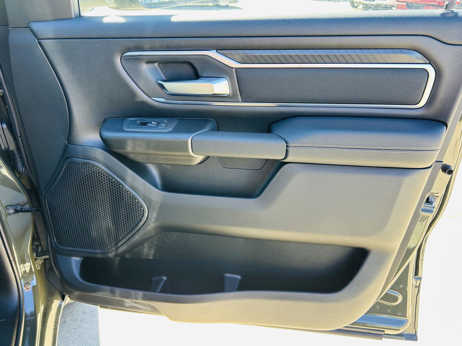 New 2027 RAM 1500 Big Horn AWD/4WD image 31