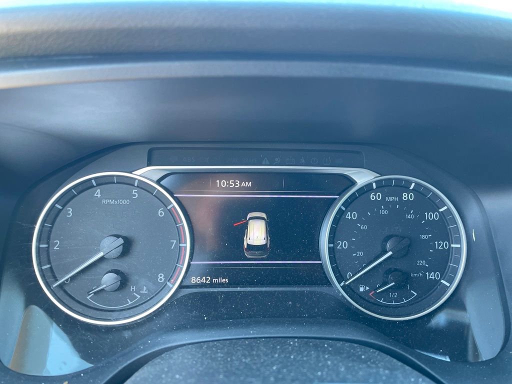 Used 2025 Nissan Rogue SV w/ Rock Creek Premium Package image 17