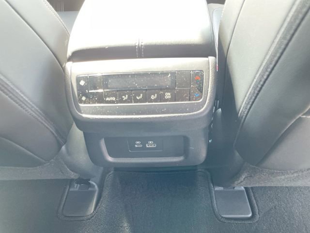 Used 2025 Nissan Pathfinder SL AWD/4WD image 15