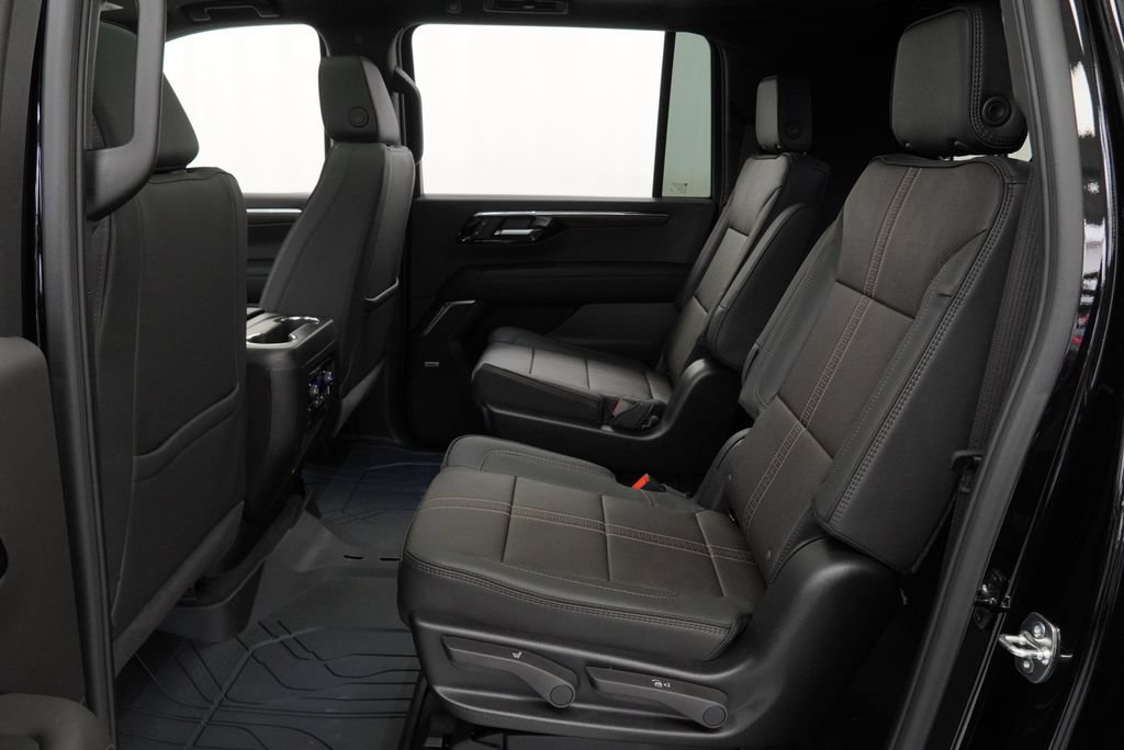 New 2026 Chevrolet Suburban High Country w/ Sun And Tow Package AWD/4WD image 12