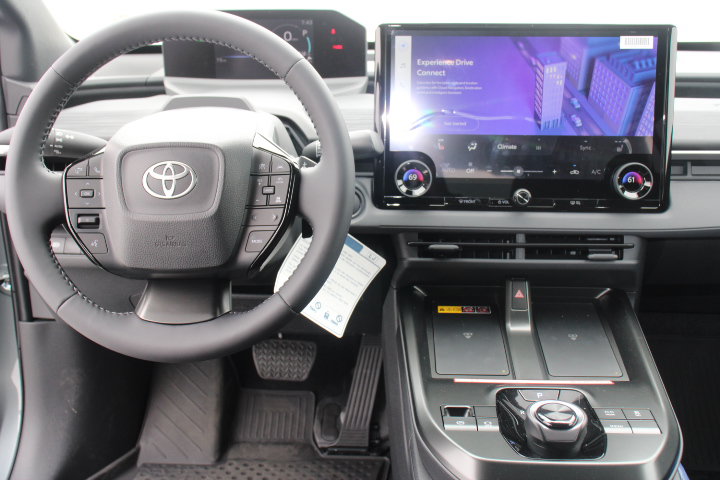New 2026 Toyota C-HR AWD/4WD image 15