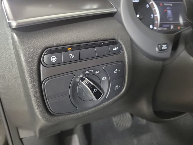Certified 2025 INFINITI QX50 Luxe AWD/4WD image 23