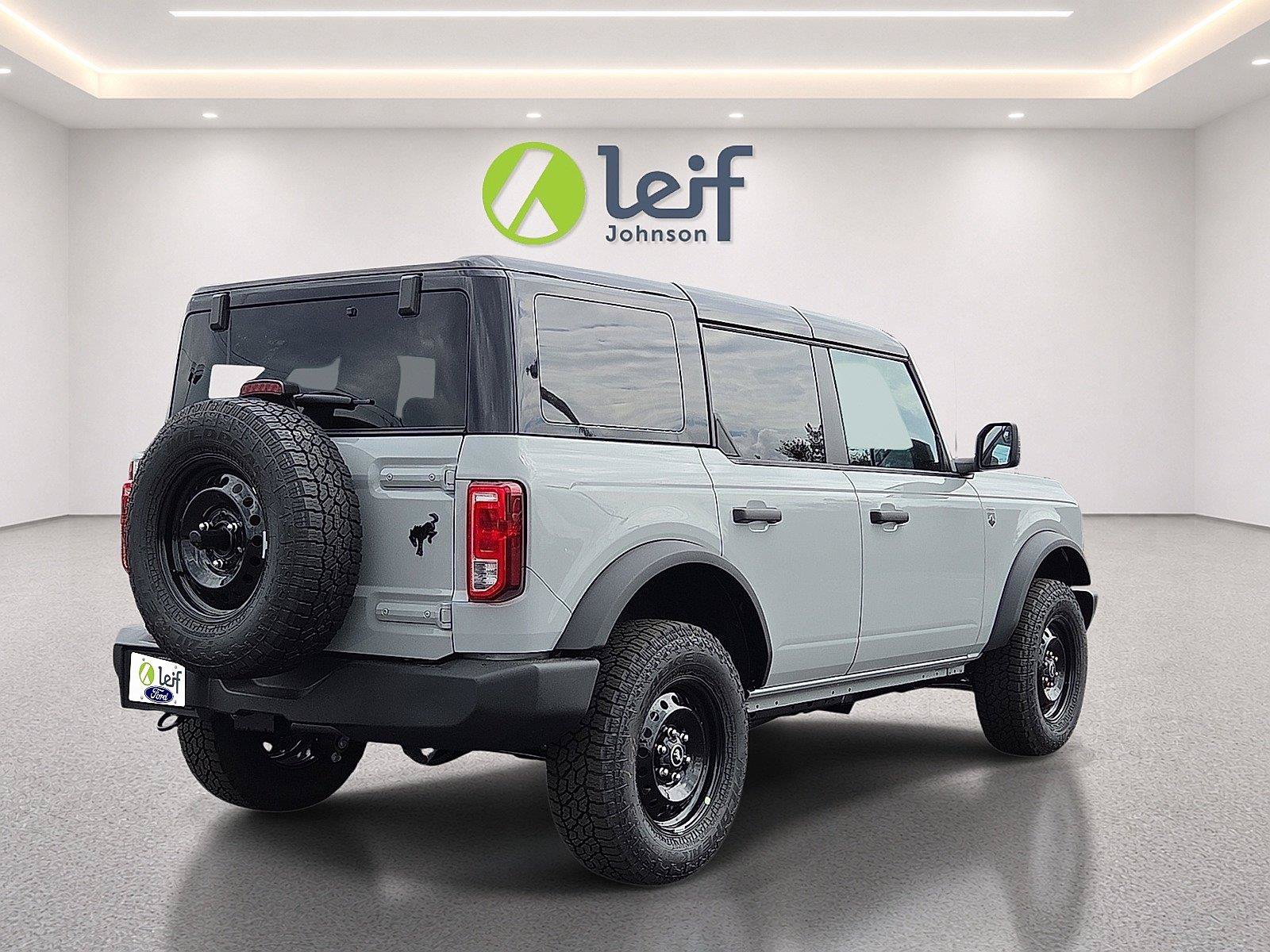 New 2026 Ford Bronco Big Bend w/ Black Appearance Package AWD/4WD image 6