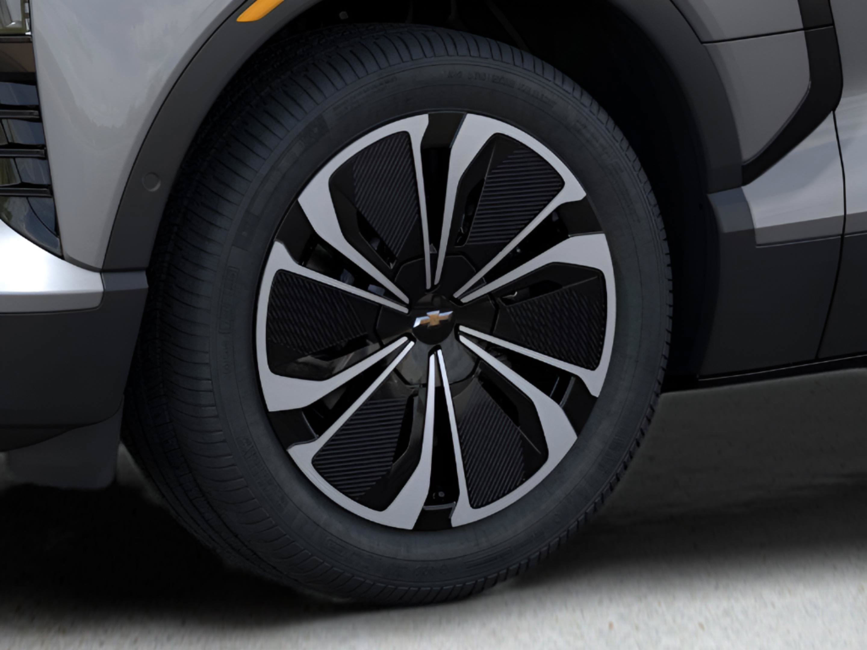 New 2025 Chevrolet Blazer EV LT AWD/4WD image 32