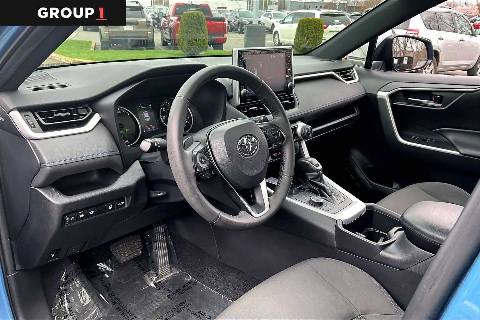 Used 2022 Toyota RAV4 SE w/ Convenience Package AWD/4WD image 18