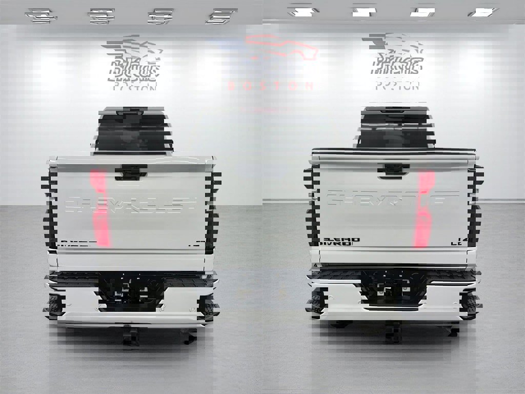 Used 2022 Chevrolet Silverado 2500 LTZ w/ LTZ Plus Package image 5