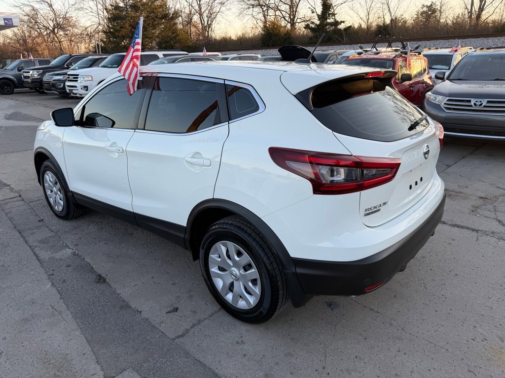 Used 2020 Nissan Rogue Sport S image 7